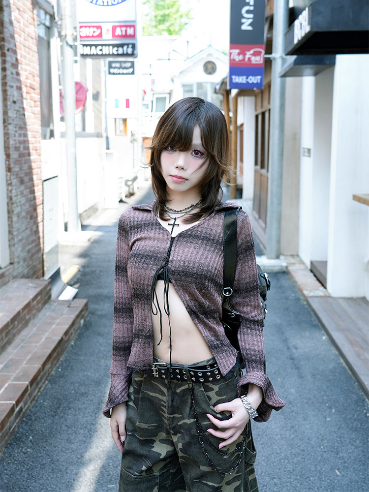 レトロストライプ柄 バンドデザイン・フレアスリーブのショートロングTシャツ