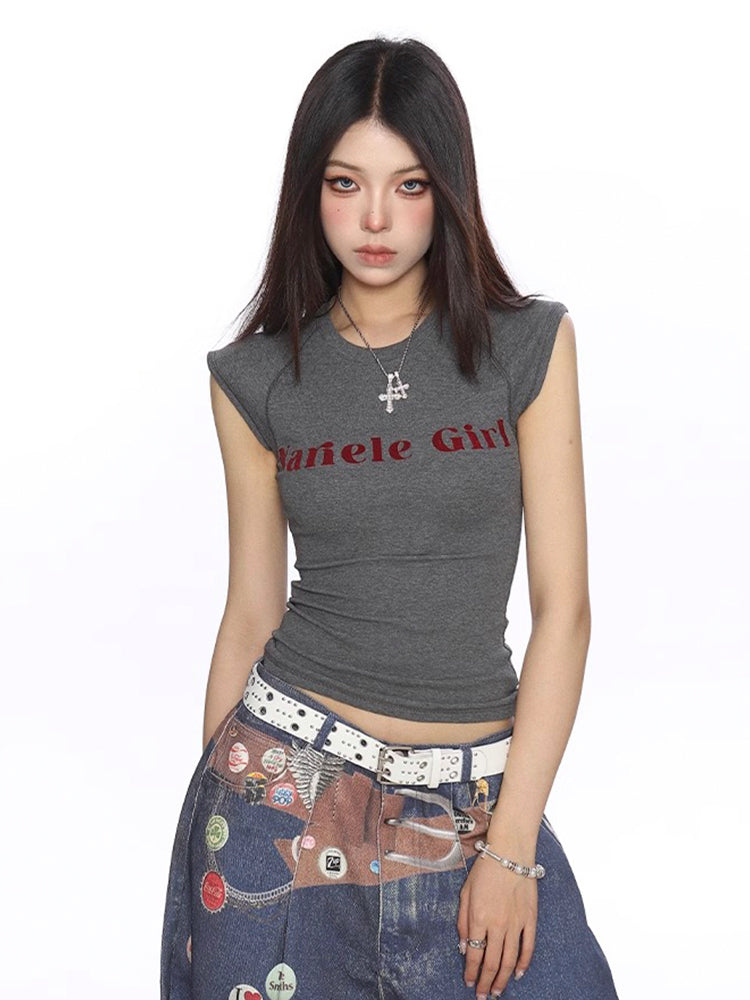 スリムフィットノースリーブTシャツ