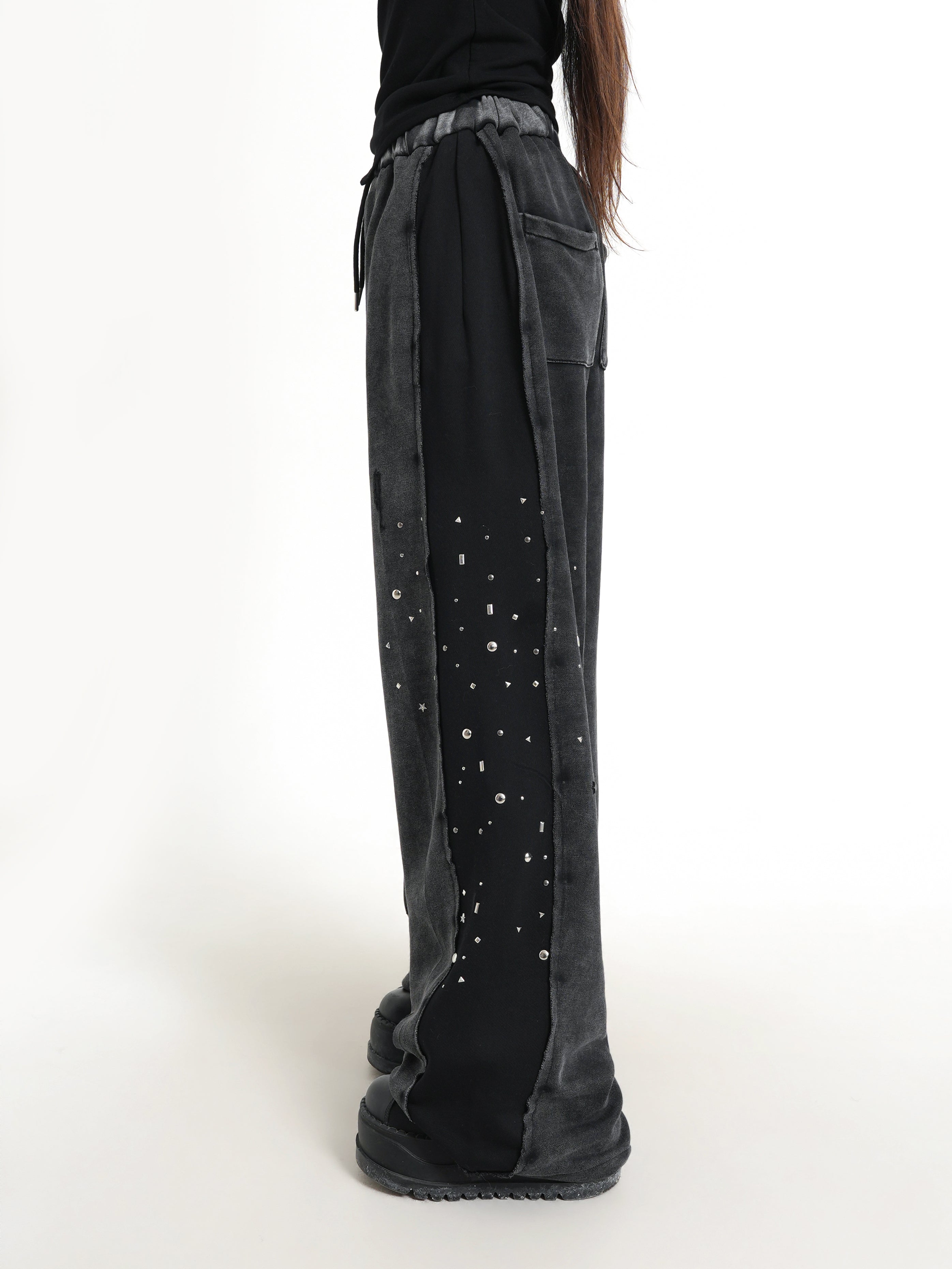 ウォッシュドブラック スパンコール ダメージ ドローストリングパンツ