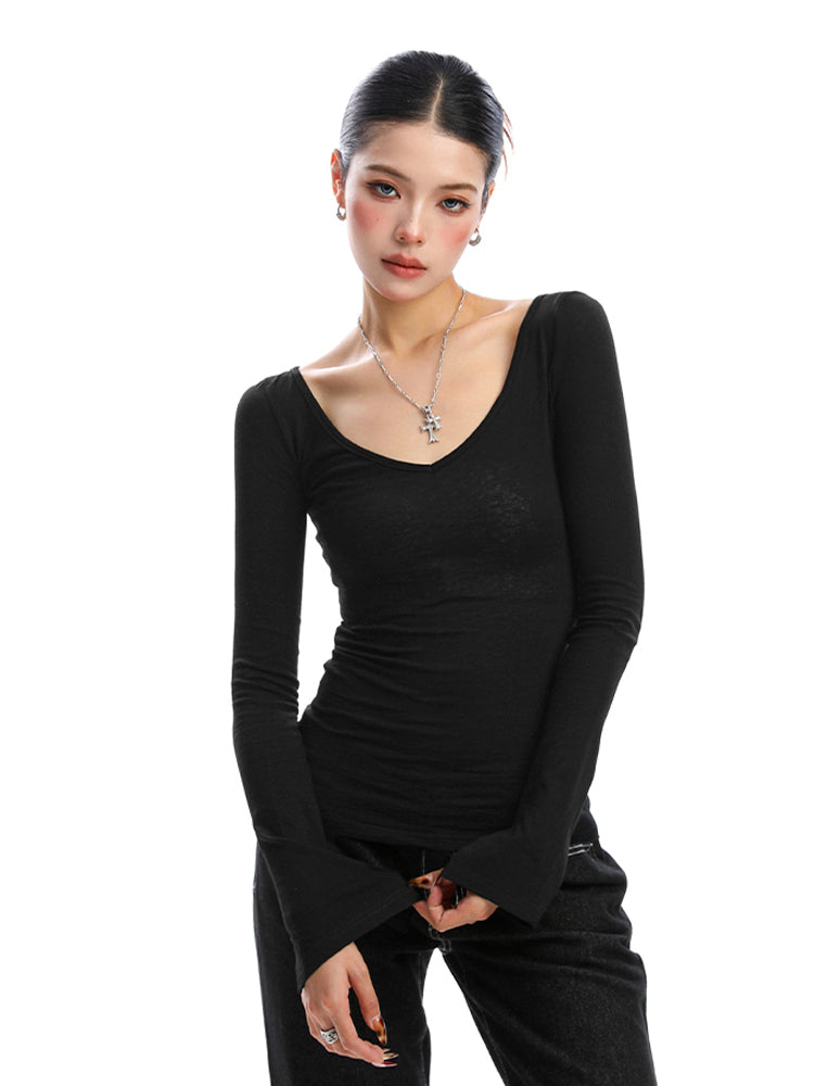 無地Vネックロングスリーブカットソー