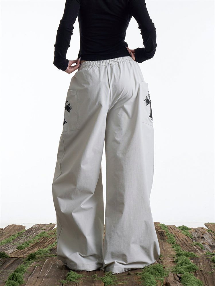 クロス刺繍 カーゴパラシュートパンツ