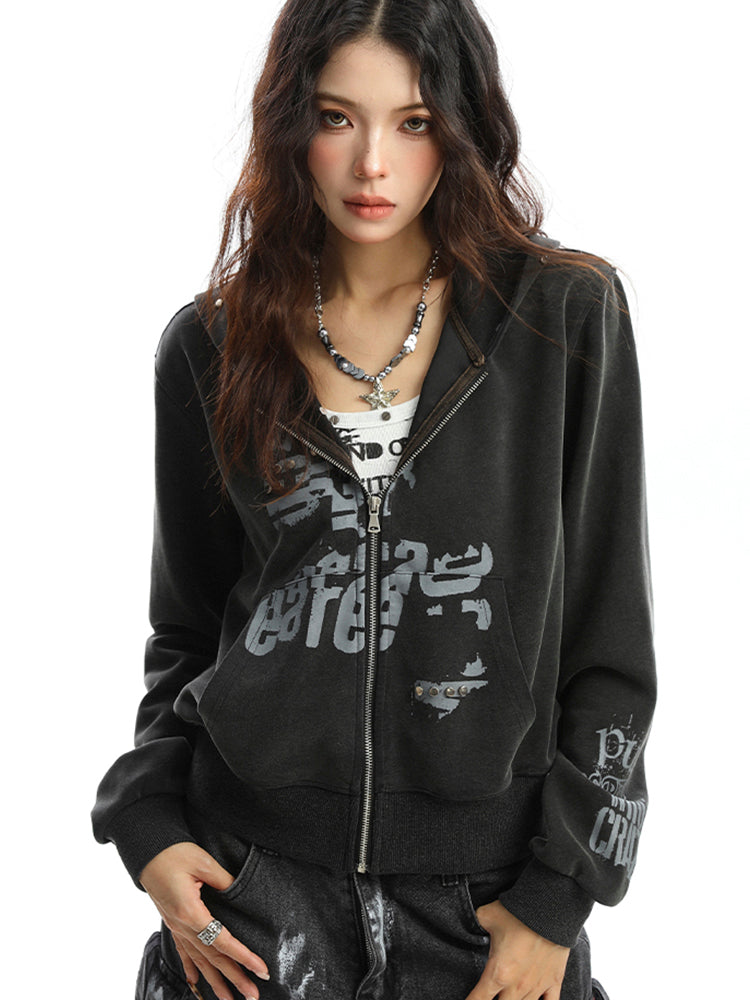 スタッズ＆グラフィティショート丈フード付きスウェット