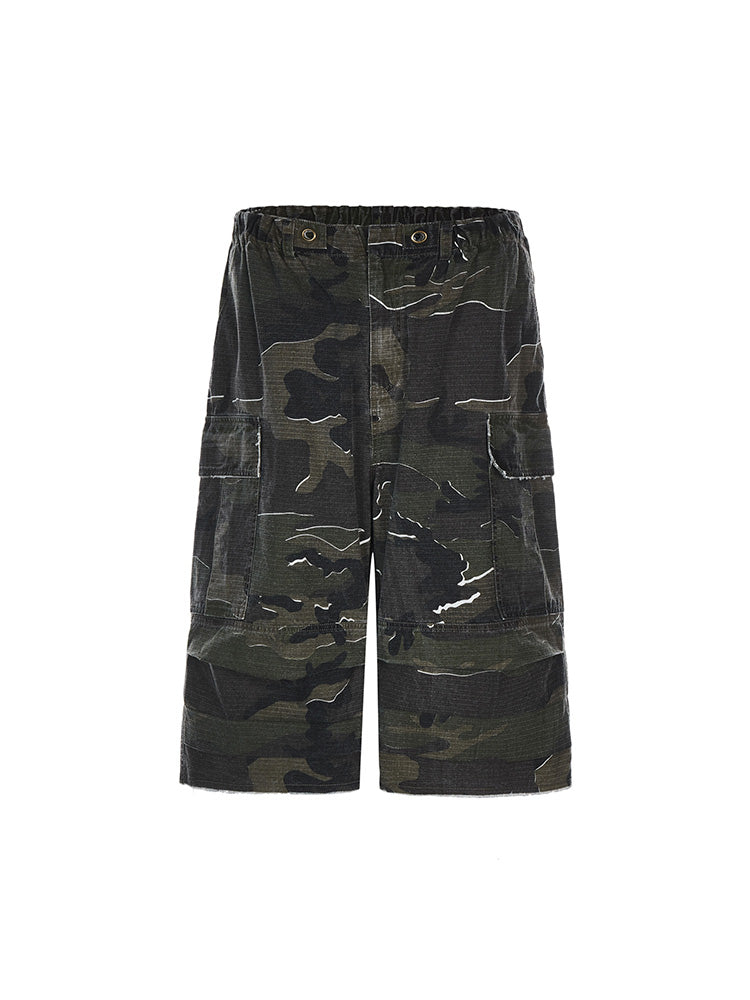 Camouflage work style cropped pants