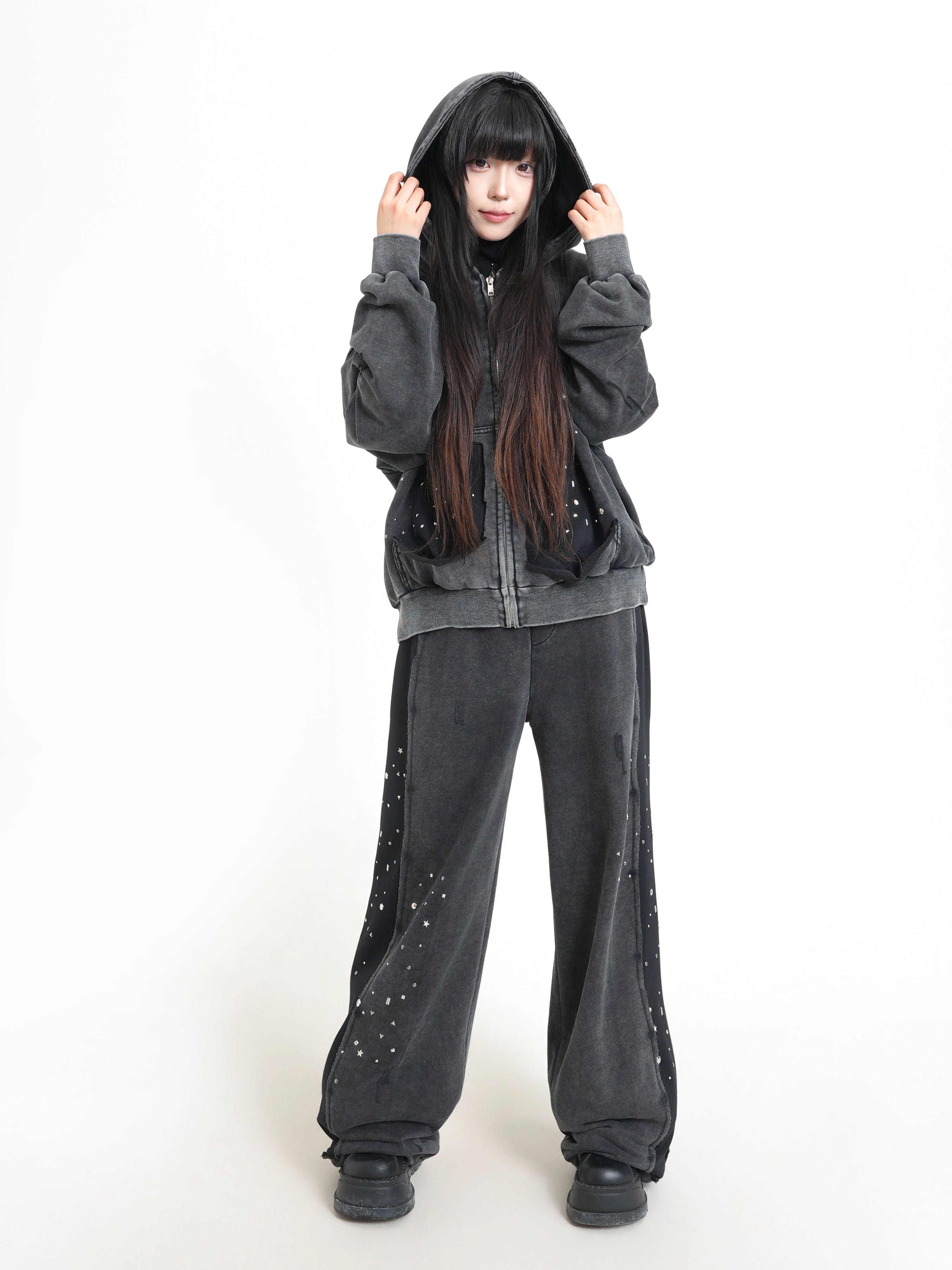 ウォッシュドブラック スパンコール ダメージ ドローストリングパンツ